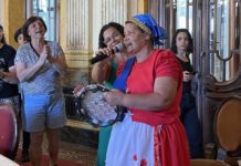 Ouro-pretana recebe homenagem em Belo Horizonte pelo seu trabalho nas Pastorinhas do Padre Faria